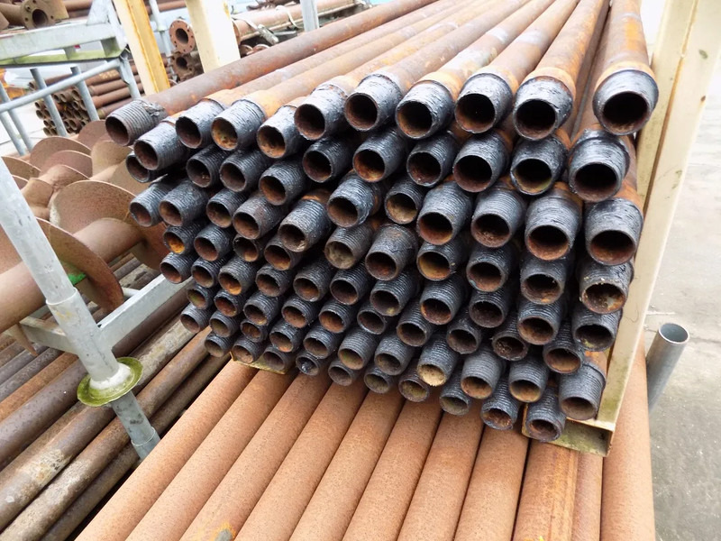 Onbekend drilling pipe - boorpijpen - Perforadora: foto 3 Onbekend drilling pipe - boorpijpen - Perforadora: foto 3