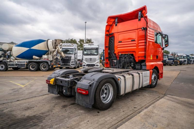 MAN TGX 18.470 XLX BLS - Cabeza tractora: foto 4 MAN TGX 18.470 XLX BLS - Cabeza tractora: foto 4