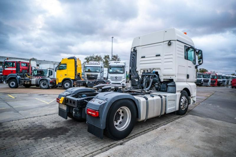 MAN TGX 18.470 XLX BLS+HYDR. - Cabeza tractora: foto 4 MAN TGX 18.470 XLX BLS+HYDR. - Cabeza tractora: foto 4