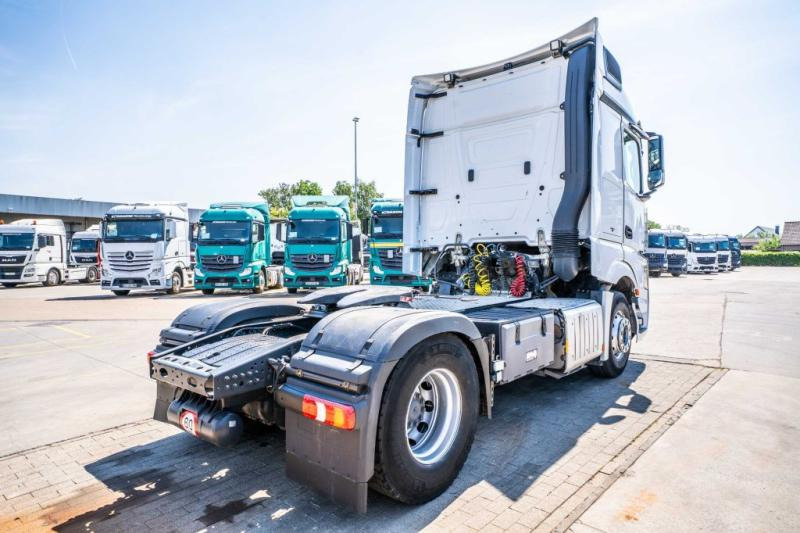 Mercedes ACTROS 1845 LS - Cabeza tractora: foto 4 Mercedes ACTROS 1845 LS - Cabeza tractora: foto 4