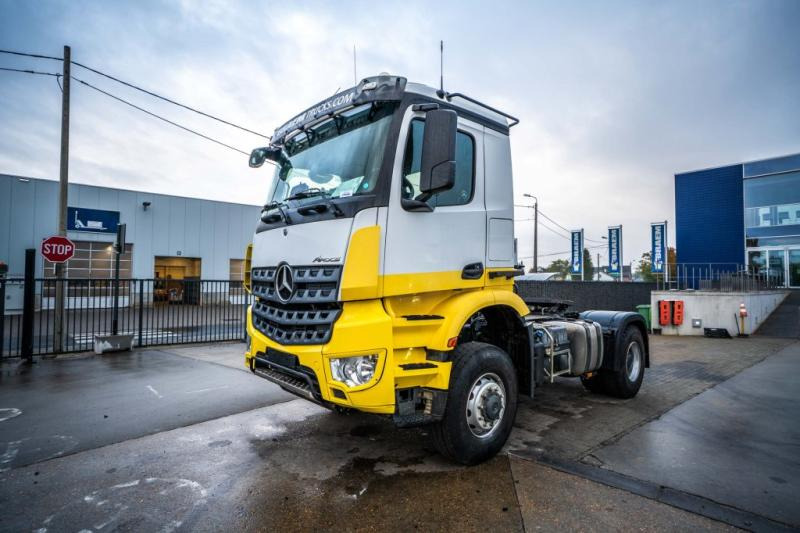 Mercedes AROCS 2045 AS (cardan) - Cabeza tractora: foto 1 Mercedes AROCS 2045 AS (cardan) - Cabeza tractora: foto 1
