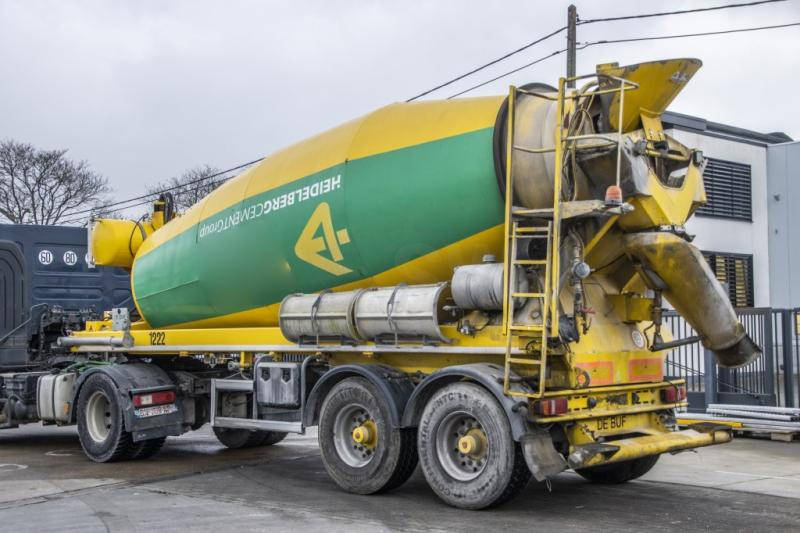 DE BUF BETON MIXER/MALAXEUR/MISCHER-12M3 - Semirremolque hormigonera: foto 4 DE BUF BETON MIXER/MALAXEUR/MISCHER-12M3 - Semirremolque hormigonera: foto 4