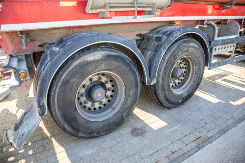 DE BUF BETON MIXER/MALAXEUR/MISCHER 12M3 - Semirremolque hormigonera: foto 5 DE BUF BETON MIXER/MALAXEUR/MISCHER 12M3 - Semirremolque hormigonera: foto 5