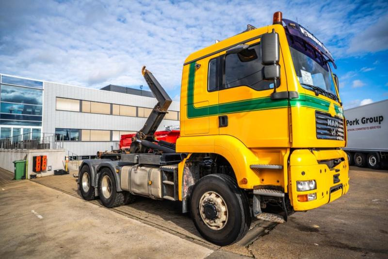 MAN TGA 33.430 BL - Camión multibasculante: foto 3 MAN TGA 33.430 BL - Camión multibasculante: foto 3