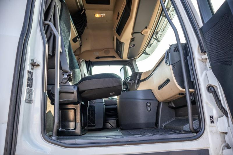 Camión lona Mercedes ACTROS 2645 L: foto 5