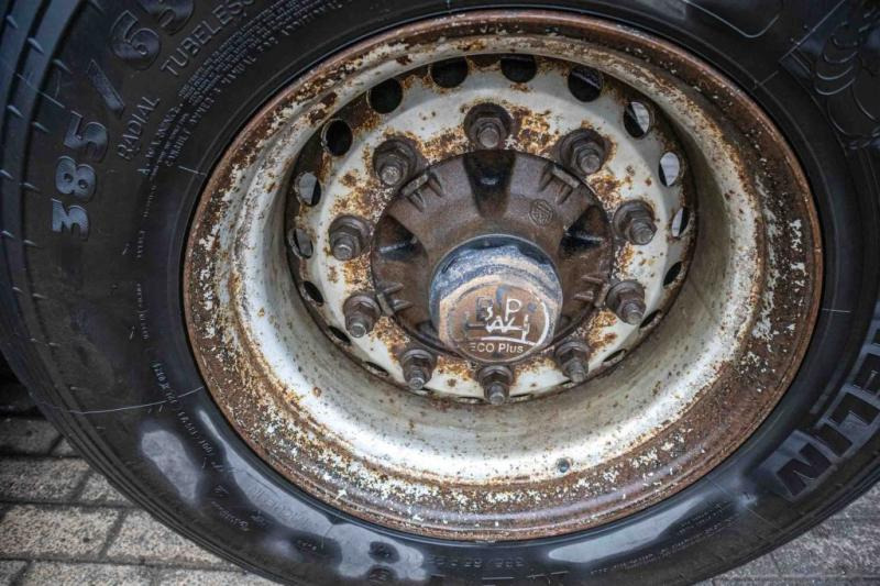 Semirremolque volquete ROBUSTE-KAISER KIPPER - HYRD. DEUR-30m3: foto 7 Semirremolque volquete ROBUSTE-KAISER KIPPER - HYRD. DEUR-30m3: foto 7