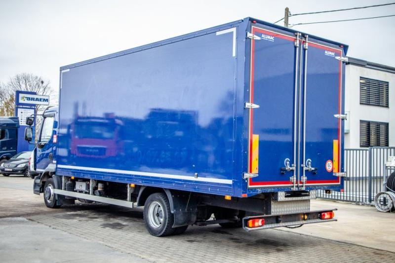 Renault D210-12T-E6 - 50000 KM - Camión caja cerrada: foto 4 Renault D210-12T-E6 - 50000 KM - Camión caja cerrada: foto 4