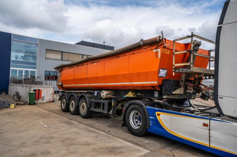 Schmitz SGF-S3-GEISOLEERDE KIPPER-27m3 - Semirremolque volquete: foto 2 Schmitz SGF-S3-GEISOLEERDE KIPPER-27m3 - Semirremolque volquete: foto 2