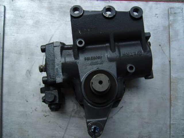 Scania Scania 1513327/2260721/2260722/2260723/1353049/1438213/1438212/1783436 - Caja de dirección para Camión: foto 1 Scania Scania 1513327/2260721/2260722/2260723/1353049/1438213/1438212/1783436 - Caja de dirección para Camión: foto 1