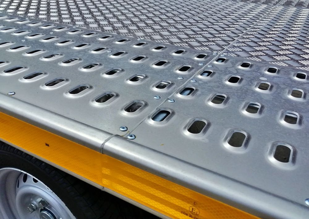 Remolque portavehículos Besttrailers WARIOR (Mars): foto 9 Remolque portavehículos Besttrailers WARIOR (Mars): foto 9