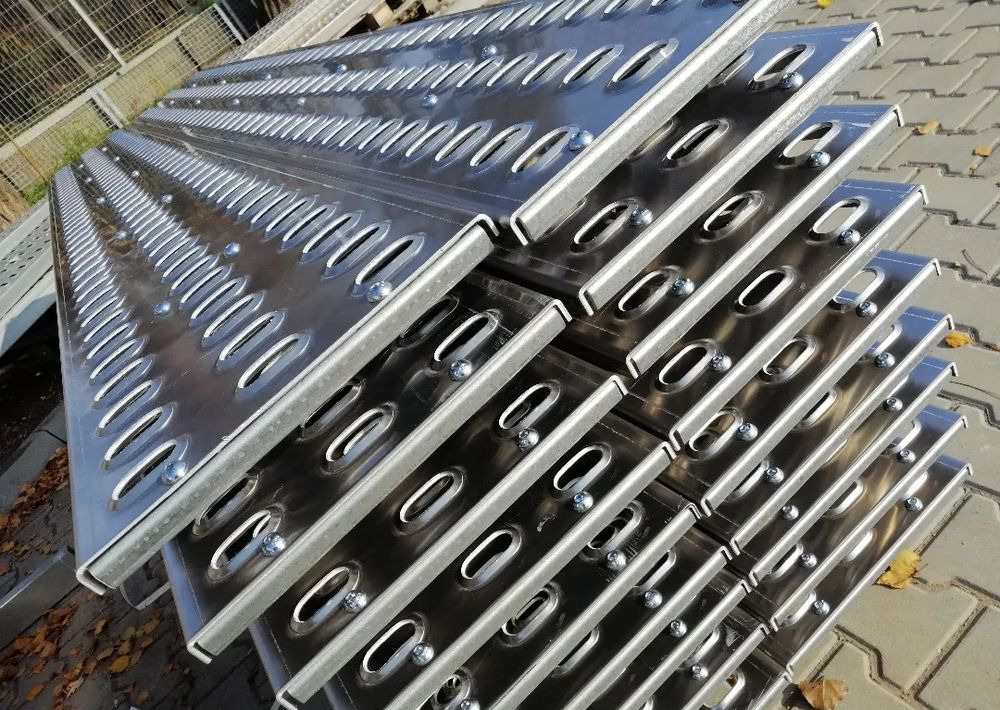 Recambio Blacha LOHR ALUMINIOWA I STALOWA PRODUCENT: foto 15 Recambio Blacha LOHR ALUMINIOWA I STALOWA PRODUCENT: foto 15