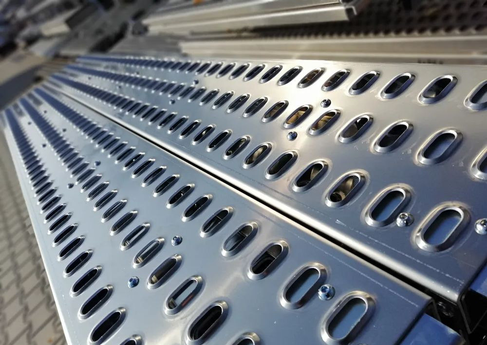 Recambio Blacha LOHR ALUMINIOWA I STALOWA PRODUCENT: foto 17 Recambio Blacha LOHR ALUMINIOWA I STALOWA PRODUCENT: foto 17