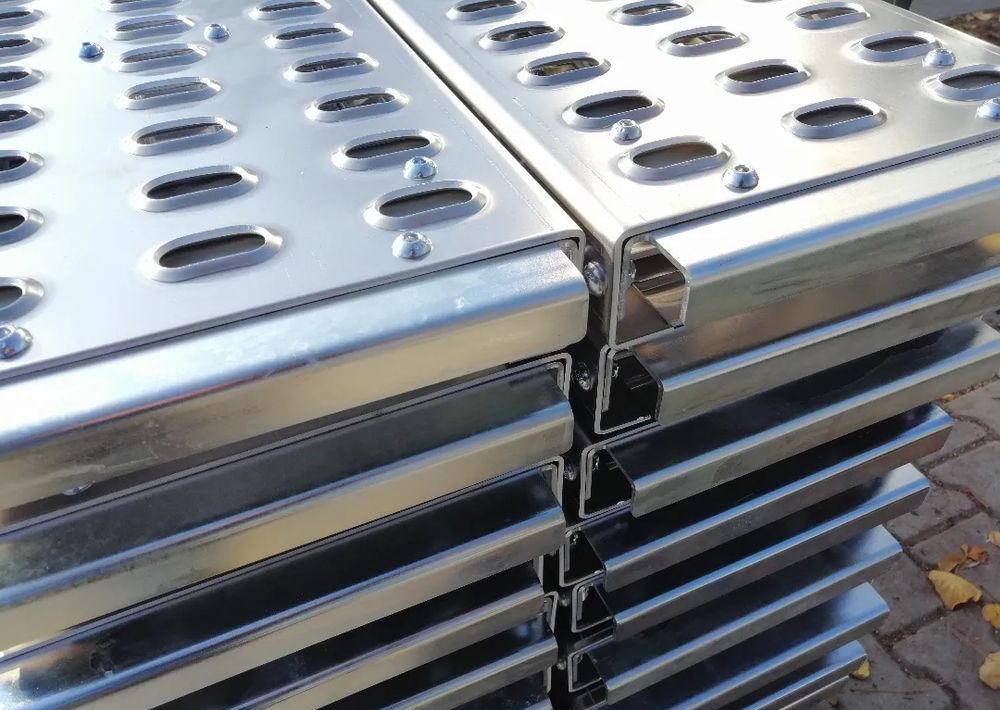 Recambio Blacha LOHR ALUMINIOWA I STALOWA PRODUCENT: foto 16 Recambio Blacha LOHR ALUMINIOWA I STALOWA PRODUCENT: foto 16