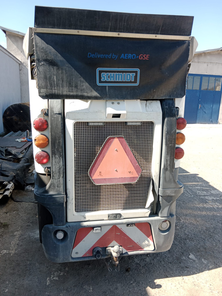 SCHMIDT Swingo 200+ EURO6 - Barredora vial: foto 5 SCHMIDT Swingo 200+ EURO6 - Barredora vial: foto 5