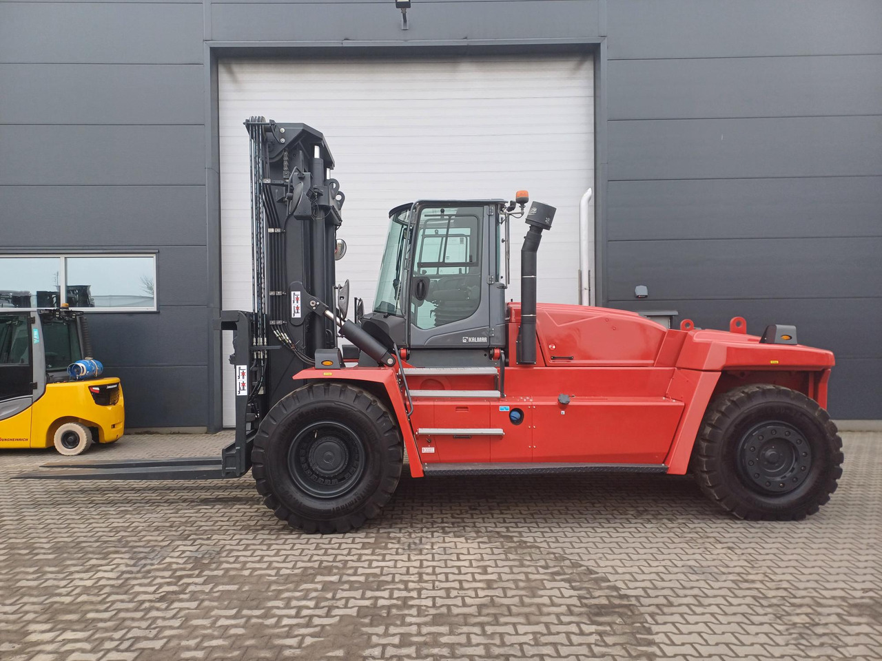 Kalmar DCG250-12LB - Carretilla elevadora diésel: foto 3 Kalmar DCG250-12LB - Carretilla elevadora diésel: foto 3