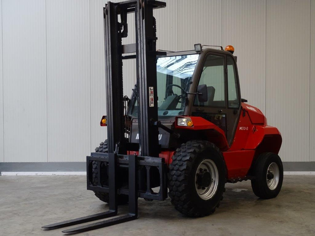 Manitou M30 - TRIPLEX - Carretilla todo terreno: foto 1 Manitou M30 - TRIPLEX - Carretilla todo terreno: foto 1