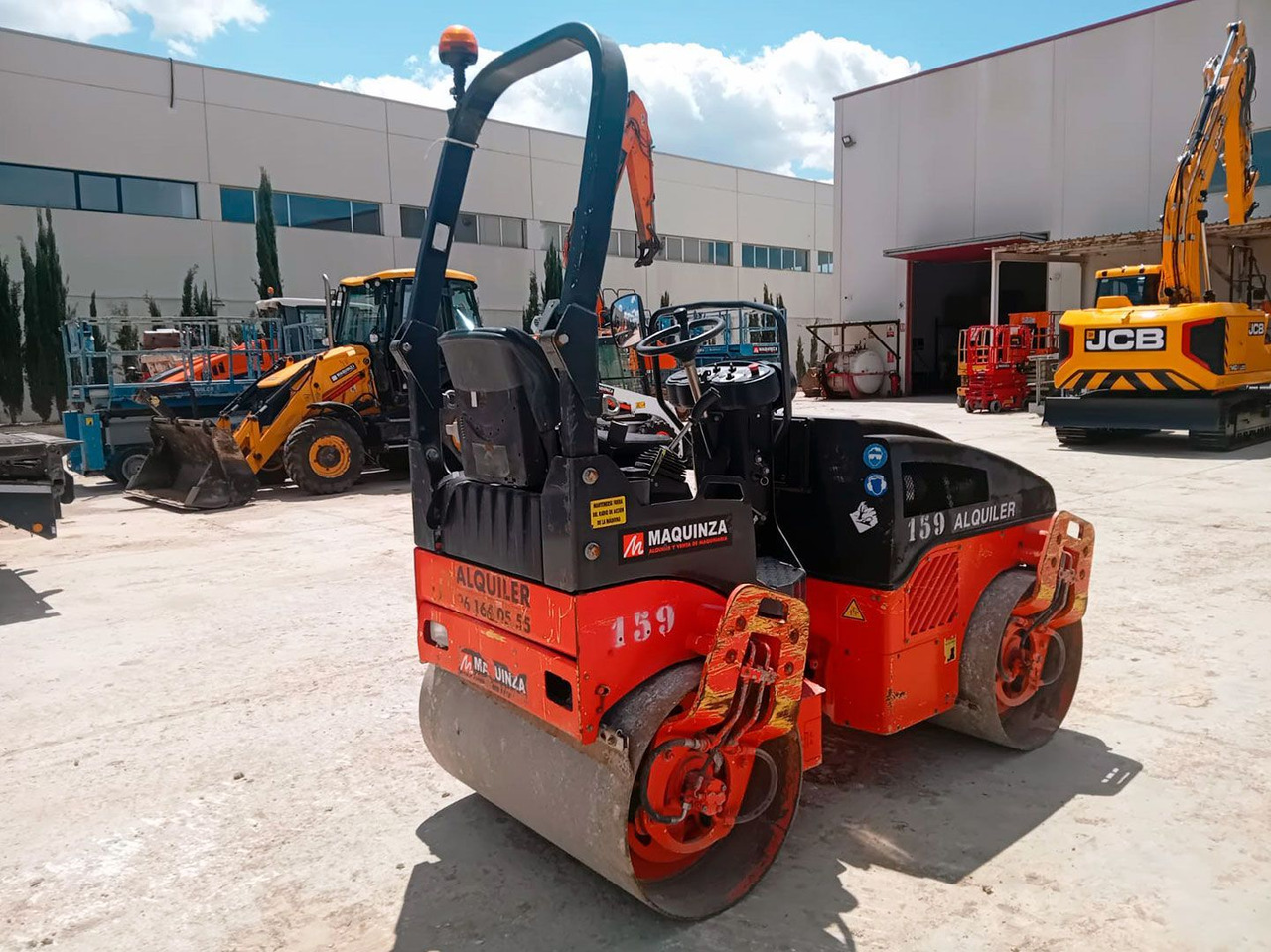 BOMAG BW120AD4 - Apisonadora de asfalto: foto 2 BOMAG BW120AD4 - Apisonadora de asfalto: foto 2