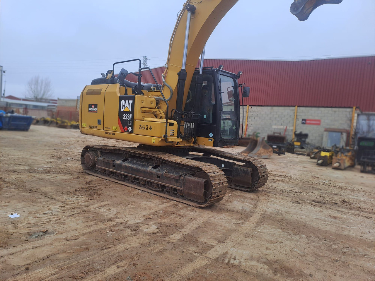 CATERPILLAR 323FLN IHC - Excavadora de cadenas: foto 4 CATERPILLAR 323FLN IHC - Excavadora de cadenas: foto 4