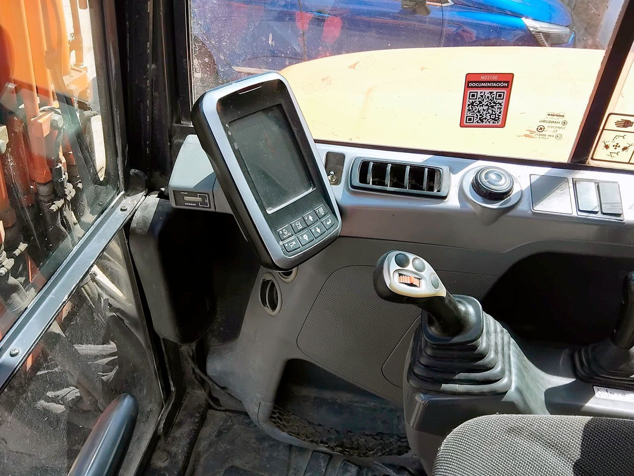 Miniexcavadora DOOSAN DX62R-3: foto 6