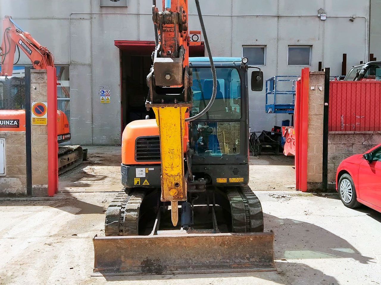 DOOSAN DX62R-3 - Miniexcavadora: foto 4 DOOSAN DX62R-3 - Miniexcavadora: foto 4