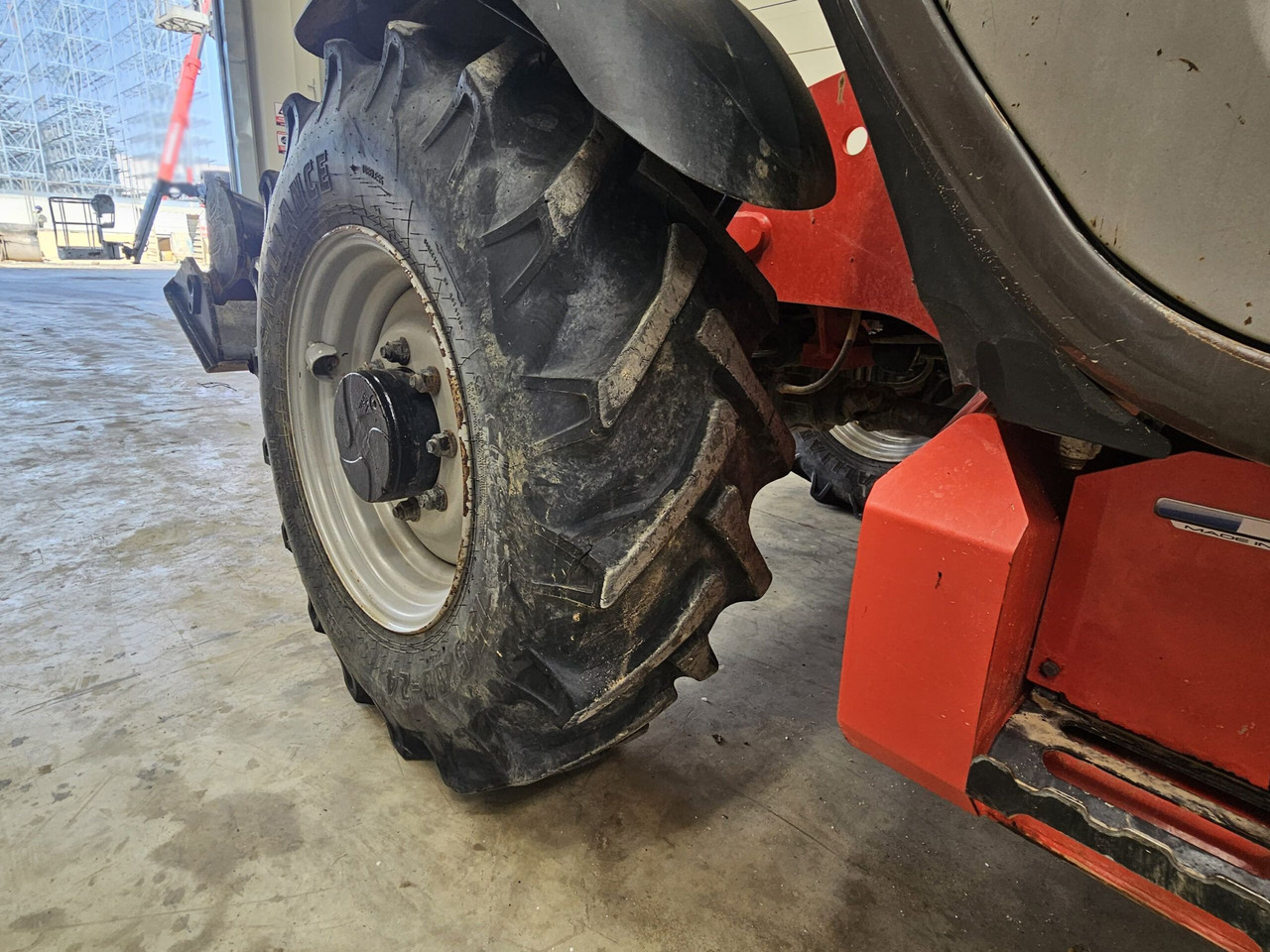 Manipulador telescópico MANITOU MT1335 EASY: foto 7