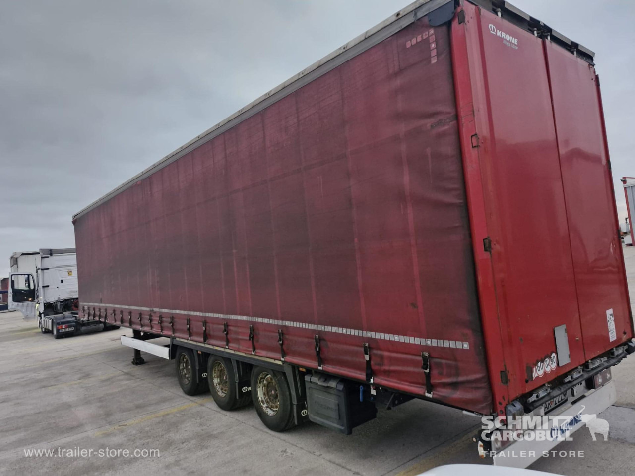 KRONE Curtainsider Mega - Semirremolque lona: foto 5 KRONE Curtainsider Mega - Semirremolque lona: foto 5