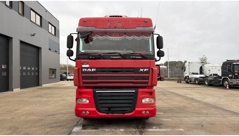 DAF XF 105.460 (BOITE MANUELLE / MANUAL GEARBOX) - Cabeza tractora: foto 3 DAF XF 105.460 (BOITE MANUELLE / MANUAL GEARBOX) - Cabeza tractora: foto 3