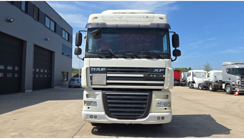 DAF XF 105.460 (BOITE MANUELLE / MANUAL GEARBOX / PROPRE / BONNE ETAT) - Cabeza tractora: foto 2 DAF XF 105.460 (BOITE MANUELLE / MANUAL GEARBOX / PROPRE / BONNE ETAT) - Cabeza tractora: foto 2