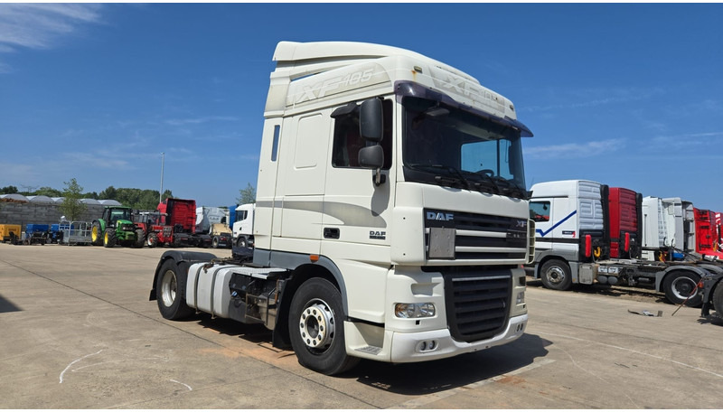 DAF XF 105.460 (BOITE MANUELLE / MANUAL GEARBOX / PROPRE / BONNE ETAT) - Cabeza tractora: foto 3 DAF XF 105.460 (BOITE MANUELLE / MANUAL GEARBOX / PROPRE / BONNE ETAT) - Cabeza tractora: foto 3