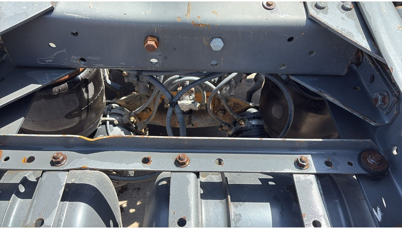 Leasing de DAF XF 95.430 (EURO 3 / BOITE MANUELLE / MANUAL GEARBOX) DAF XF 95.430 (EURO 3 / BOITE MANUELLE / MANUAL GEARBOX): foto 13