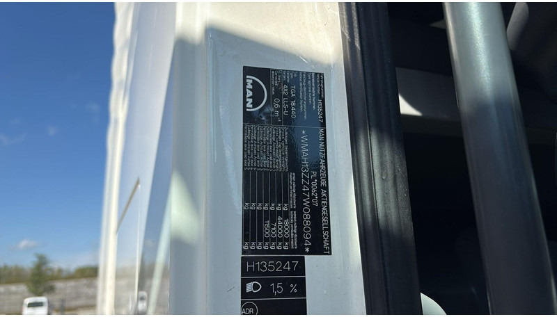 Cabeza tractora MAN TGA 18.440 (BOITE MANUELLE / MANUAL GEARBOX): foto 13