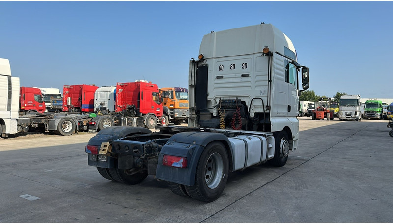 MAN TGX 18.440 (MANUAL GEARBOX / BOITE MANUELLE) - Cabeza tractora: foto 4 MAN TGX 18.440 (MANUAL GEARBOX / BOITE MANUELLE) - Cabeza tractora: foto 4