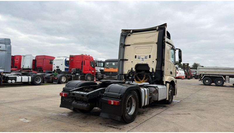 Mercedes-Benz Actros 1845 (PTO / PERFECT CONDITION / POMPE HYDRAULIQUE) - Cabeza tractora: foto 4 Mercedes-Benz Actros 1845 (PTO / PERFECT CONDITION / POMPE HYDRAULIQUE) - Cabeza tractora: foto 4