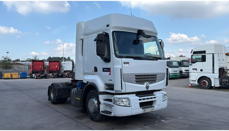 Renault Premium 460 DXI (GOOD CONDITION / AIRCO / AC / BOITE MANUELLE / MANUAL GEARBOX) - Cabeza tractora: foto 3 Renault Premium 460 DXI (GOOD CONDITION / AIRCO / AC / BOITE MANUELLE / MANUAL GEARBOX) - Cabeza tractora: foto 3