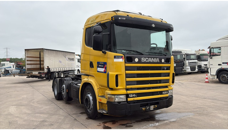 Scania 124-420 (6X2 / 8 TYRES / ORIGINAL TRACTOR UNIT / FRONT STEEL) - Cabeza tractora: foto 3 Scania 124-420 (6X2 / 8 TYRES / ORIGINAL TRACTOR UNIT / FRONT STEEL) - Cabeza tractora: foto 3
