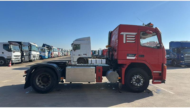Cabeza tractora Volvo FM 340 (BELGIAN TRUCK / PERFECT CONDITION / GOOD TYRES / 460.000 KM): foto 7 Cabeza tractora Volvo FM 340 (BELGIAN TRUCK / PERFECT CONDITION / GOOD TYRES / 460.000 KM): foto 7