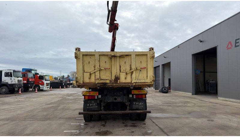 DAF CF 85.340 (EURO 3 / MANUAL GEARBOX / TOP CONDITION / BIG AXLE / STEEL SUSP. / FASSI F130 CRANE) - Camión volquete, Camión grúa: foto 5 DAF CF 85.340 (EURO 3 / MANUAL GEARBOX / TOP CONDITION / BIG AXLE / STEEL SUSP. / FASSI F130 CRANE) - Camión volquete, Camión grúa: foto 5