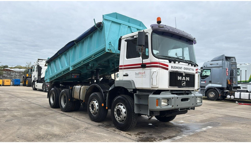 MAN 35.414 (6 CYLINDER / GOOD CONDITION / 8X4 / BIG AXLE / STEEL SUSP.) - Camión volquete: foto 2 MAN 35.414 (6 CYLINDER / GOOD CONDITION / 8X4 / BIG AXLE / STEEL SUSP.) - Camión volquete: foto 2