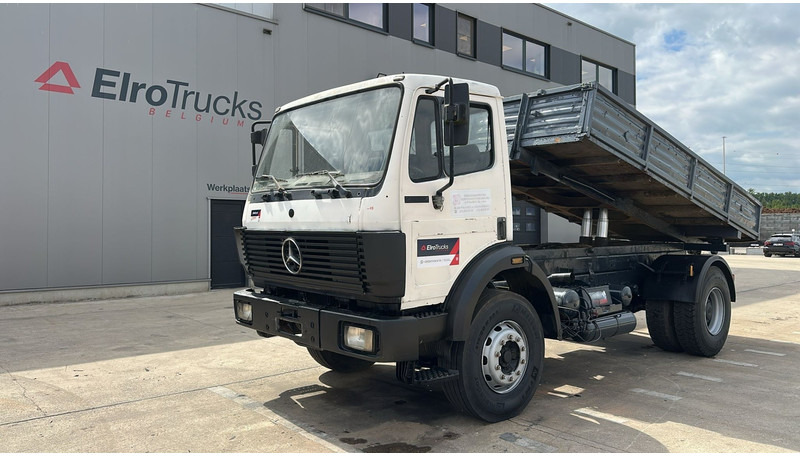 Mercedes-Benz SK 1722 (LAMES / GRAND PONT / V6 / BOITE MANUELLE / POMPE MANUELLE) - Camión volquete: foto 1 Mercedes-Benz SK 1722 (LAMES / GRAND PONT / V6 / BOITE MANUELLE / POMPE MANUELLE) - Camión volquete: foto 1