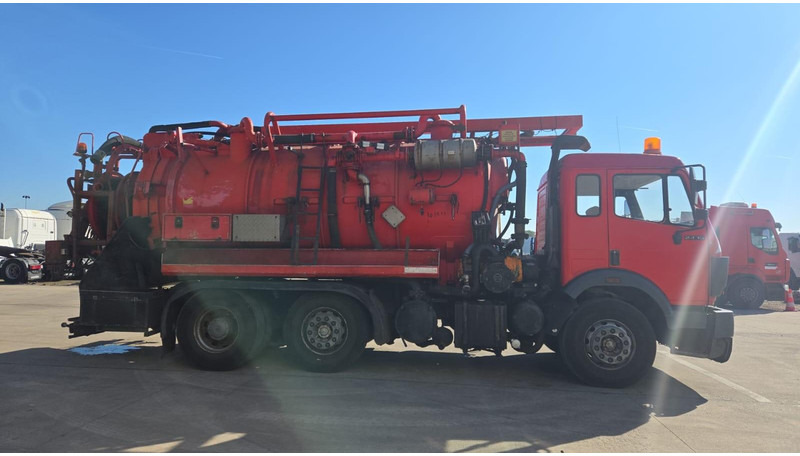 Mercedes-Benz SK 2435 (15.000 L / V8 AVEC 2X TURBO / BOITE MANUELLE / TRES BONNE ETAT / GRAND PONT) - Limpieza de alcantarillado: foto 4 Mercedes-Benz SK 2435 (15.000 L / V8 AVEC 2X TURBO / BOITE MANUELLE / TRES BONNE ETAT / GRAND PONT) - Limpieza de alcantarillado: foto 4