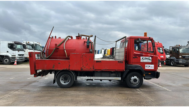 Mercedes-Benz SK 814 (VIDANGEUR / VACUUM / AUXILAIRY / SPER / STEEL SUSP. / LAMES) - Limpieza de alcantarillado: foto 4 Mercedes-Benz SK 814 (VIDANGEUR / VACUUM / AUXILAIRY / SPER / STEEL SUSP. / LAMES) - Limpieza de alcantarillado: foto 4