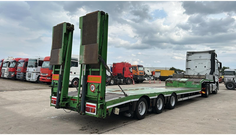 Nooteboom OSDB-45 VV (48 + 60 TONS /BE TRAILER / NALOOPAS / FOLLOW AXLE / NEW HYDRO PUMP / 4M HYDRAULIC RAMPS) - Semirremolque góndola rebajadas: foto 3 Nooteboom OSDB-45 VV (48 + 60 TONS /BE TRAILER / NALOOPAS / FOLLOW AXLE / NEW HYDRO PUMP / 4M HYDRAULIC RAMPS) - Semirremolque góndola rebajadas: foto 3