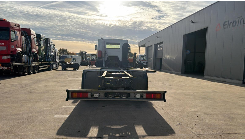 Renault Kerax 320 DCI (PARFAIT ETAT / CHASSIS LONGUE / LAMES / GRAND PONT / KM ORIGINAL) - Camión chasis: foto 5 Renault Kerax 320 DCI (PARFAIT ETAT / CHASSIS LONGUE / LAMES / GRAND PONT / KM ORIGINAL) - Camión chasis: foto 5