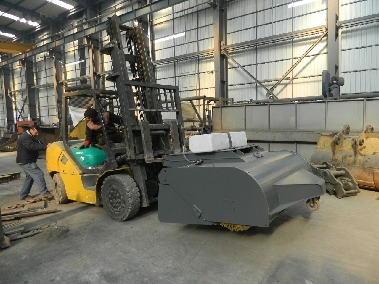 Galen New - Barredora cucharón: foto 1 Galen New - Barredora cucharón: foto 1