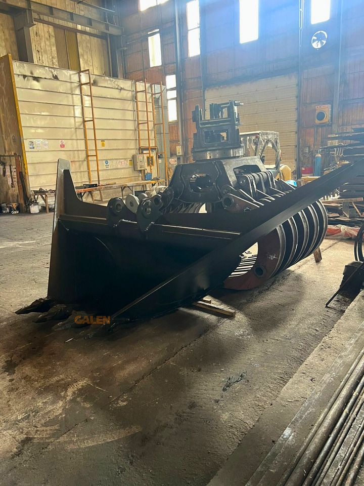 Hitachi ZX300 V-Type Bucket - Cazo para excavadora para Excavadora de cadenas: foto 1 Hitachi ZX300 V-Type Bucket - Cazo para excavadora para Excavadora de cadenas: foto 1