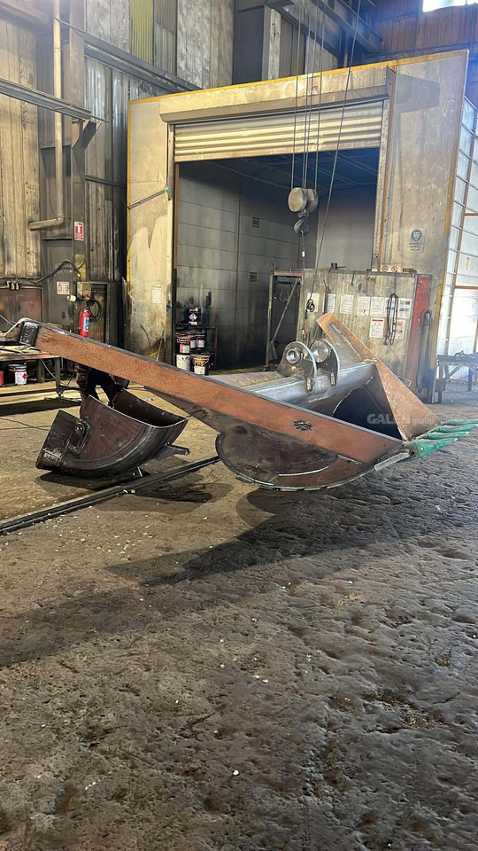 Hitachi ZX300 V-Type Bucket - Cazo para excavadora para Excavadora de cadenas: foto 4 Hitachi ZX300 V-Type Bucket - Cazo para excavadora para Excavadora de cadenas: foto 4