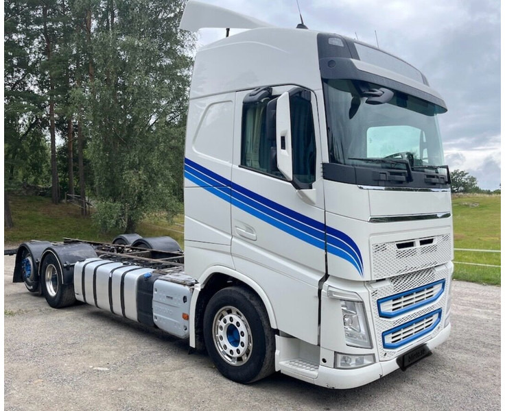 Volvo FH500 - Camión chasis: foto 2 Volvo FH500 - Camión chasis: foto 2