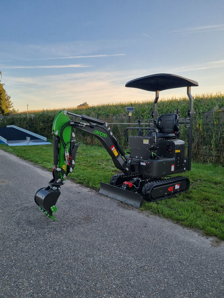 WCM CTX 8010S Diesel - Miniexcavadora: foto 2 WCM CTX 8010S Diesel - Miniexcavadora: foto 2