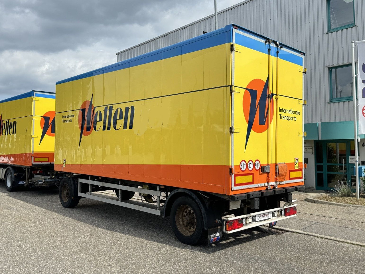 Bachert 14t Alu-Möbelkoffer 7,2m BPW Luft ZS - Remolque caja cerrada: foto 3 Bachert 14t Alu-Möbelkoffer 7,2m BPW Luft ZS - Remolque caja cerrada: foto 3