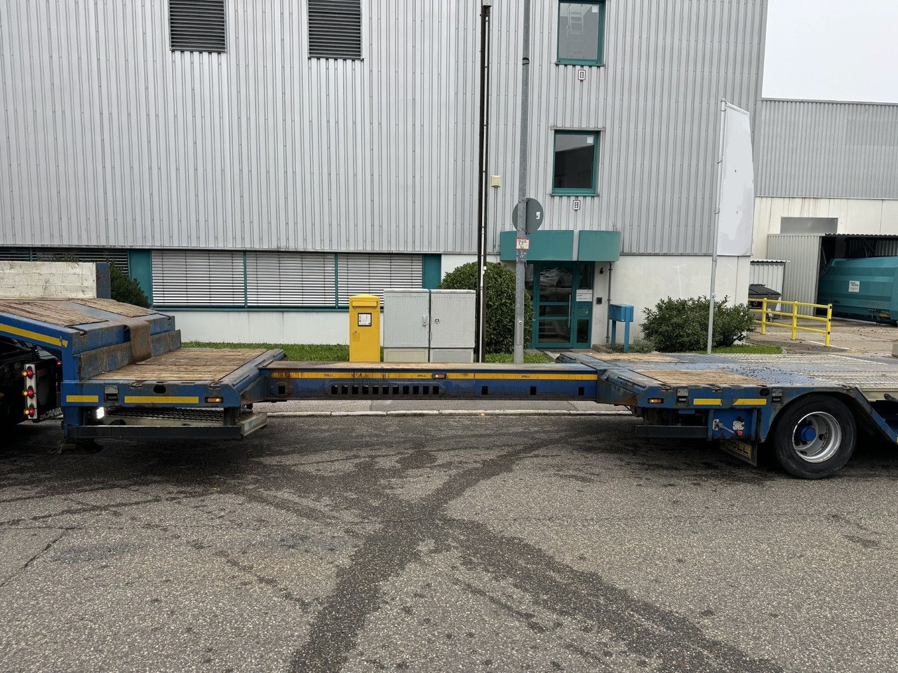 Doll S3L Tele-Tieflader+3,3m Radmulden Lift Lenkachse - Semirremolque góndola rebajadas: foto 4 Doll S3L Tele-Tieflader+3,3m Radmulden Lift Lenkachse - Semirremolque góndola rebajadas: foto 4